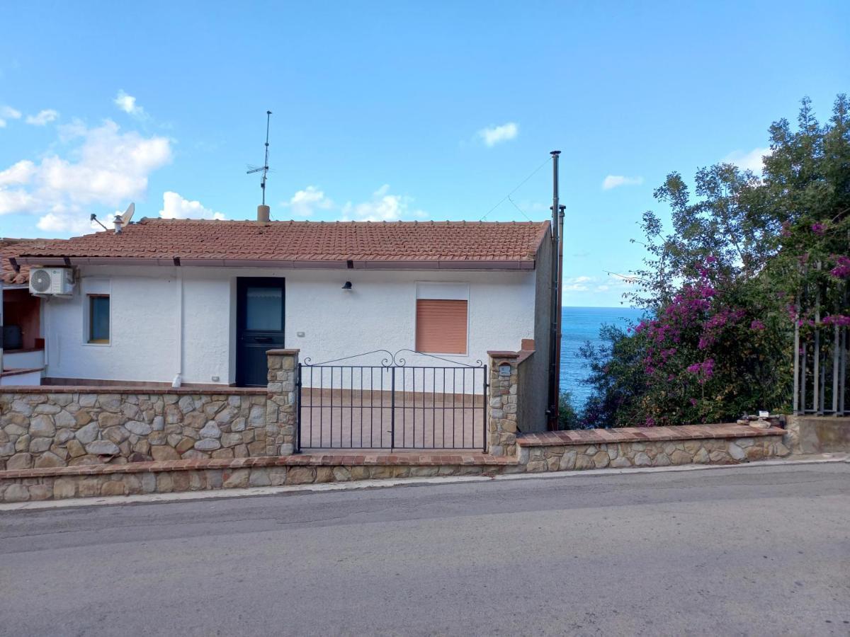 Sea Sound House Vila Sant'Ambrogio  Exterior foto