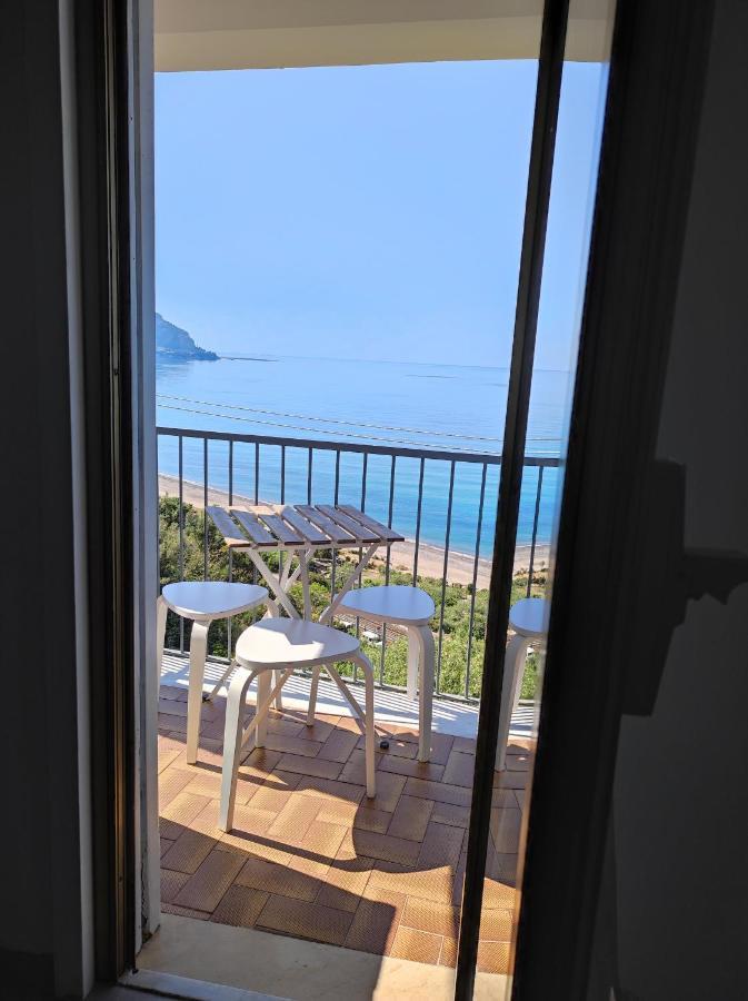 Sea Sound House Vila Sant'Ambrogio  Exterior foto